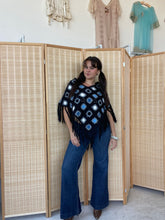 Load image into Gallery viewer, crochet poncho (one size)