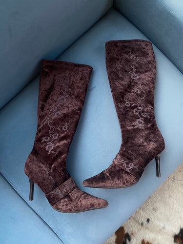 y2k velvet embroidered boots (8)