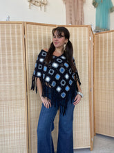 Load image into Gallery viewer, crochet poncho (one size)