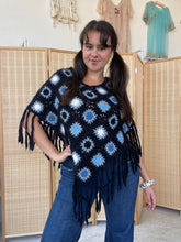 Load image into Gallery viewer, crochet poncho (one size)