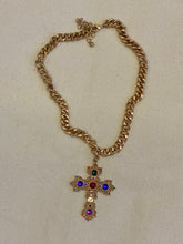 Load image into Gallery viewer, rosa vintage cross necklace