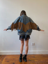 Load image into Gallery viewer, ramble on fringe jacket