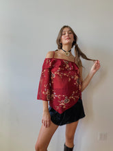 Load image into Gallery viewer, 90s beaded carnation top