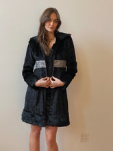 Load image into Gallery viewer, 00s penny lane coat