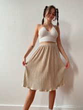 Load image into Gallery viewer, 80s champagne pleat skirt