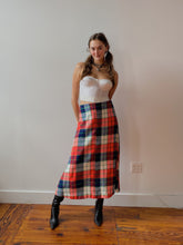 Load image into Gallery viewer, 70s picnic midi skirt