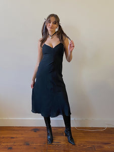 90s black widow dress