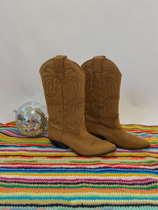 brown vintage cowboy boots