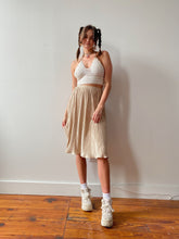 Load image into Gallery viewer, 80s champagne pleat skirt